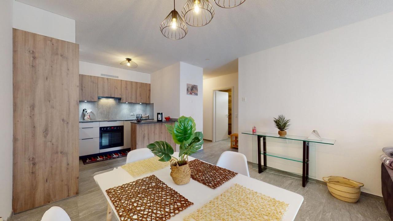 Apartment With Sauna And Mountain View ロイカーバード エクステリア 写真